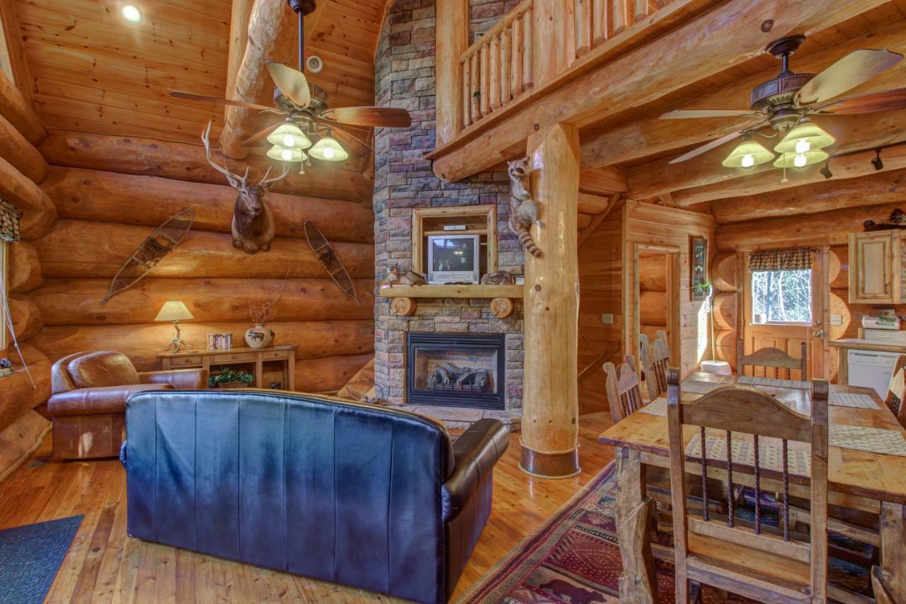 Chief Big Log Villa Hatchertown Buitenkant foto